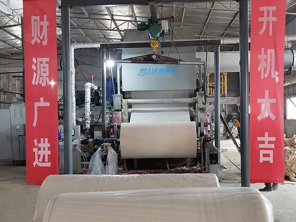 江西永修500m/min新月型高速衛(wèi)生紙機(jī)開機(jī)現(xiàn)場(chǎng)
